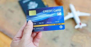 Como Escolher e Usar Cartões de Crédito em Viagens Nômades